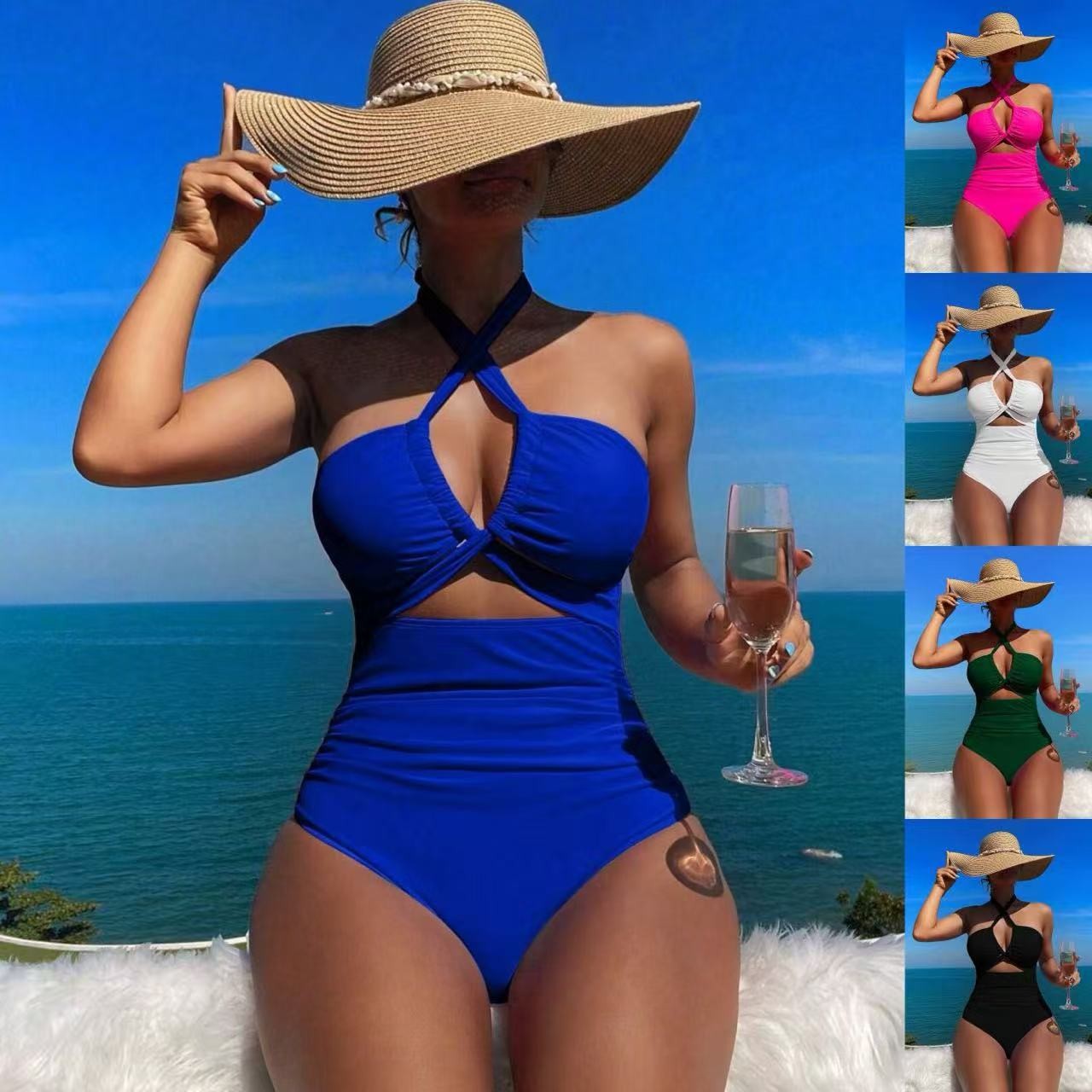 Swimwear - ملابس سباحة نسائية سوداء بتصميم هالتر