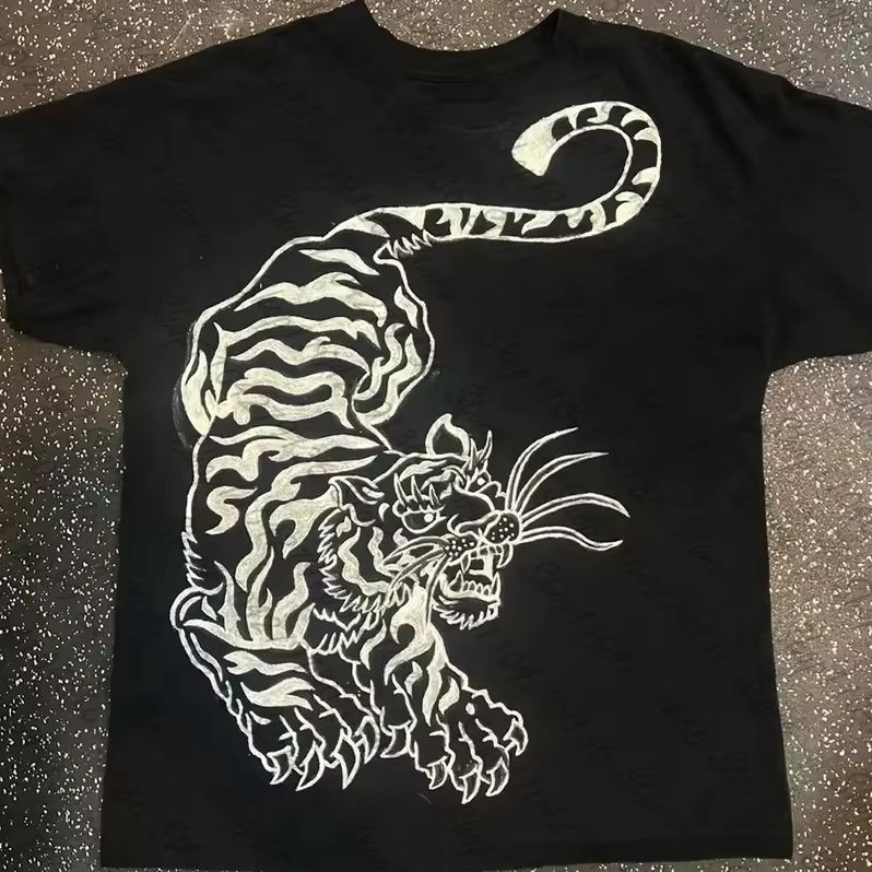 Y2K Graphic Baby Tee Crop - ملابس نسائية بتصميم Y2K، توب قصير