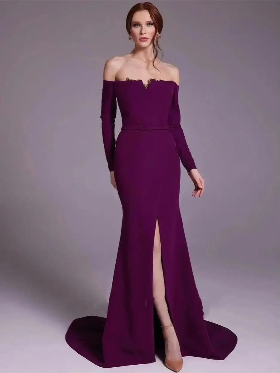 Elegant Satin Evening Gown Split - فستان سهرة أنيق من الساتان الأرجواني
