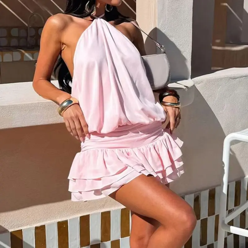 ضمادة الصلبة أنيقة الرسن عارية - مراجعة Y2K Backless Halter Mini Dress وسعره