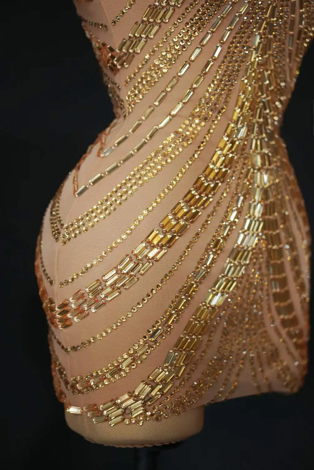 فستان لامع للنساء مرصع بالأحجا - مراجعة Sparkly Rhinestone Club Party Dress وسعره